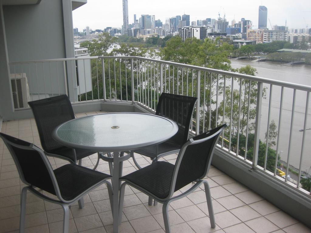 Fairthorpe Apartments Brisbane Exterior photo